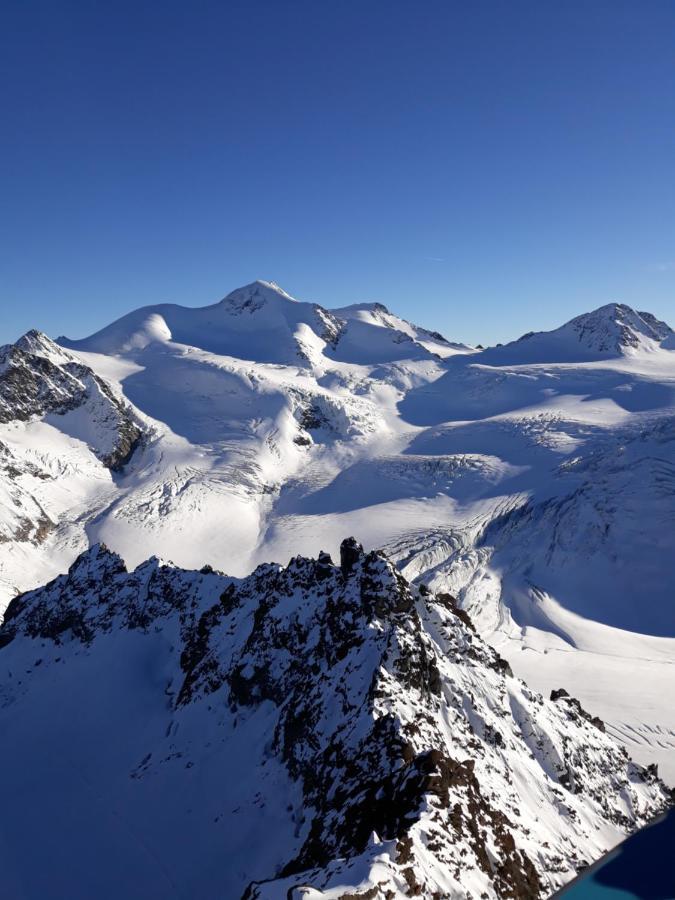 Berg-Juwel Apartment Sankt Leonhard im Pitztal Bagian luar foto
