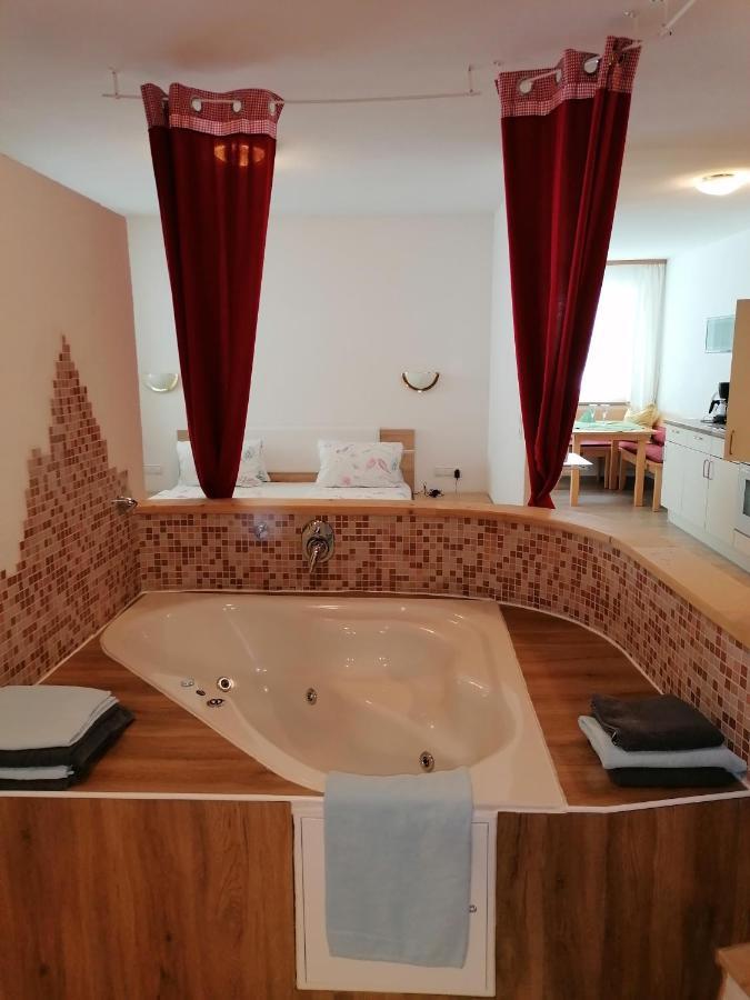 Berg-Juwel Apartment Sankt Leonhard im Pitztal Bagian luar foto