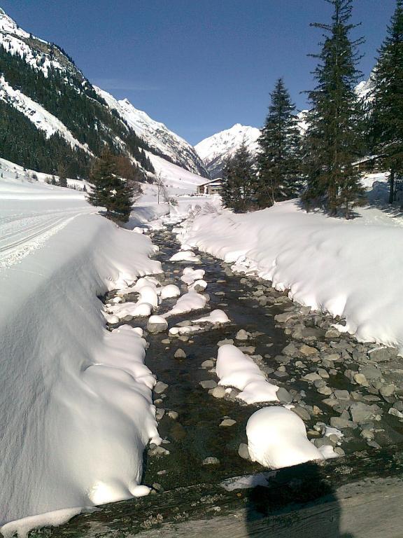 Berg-Juwel Apartment Sankt Leonhard im Pitztal Bagian luar foto